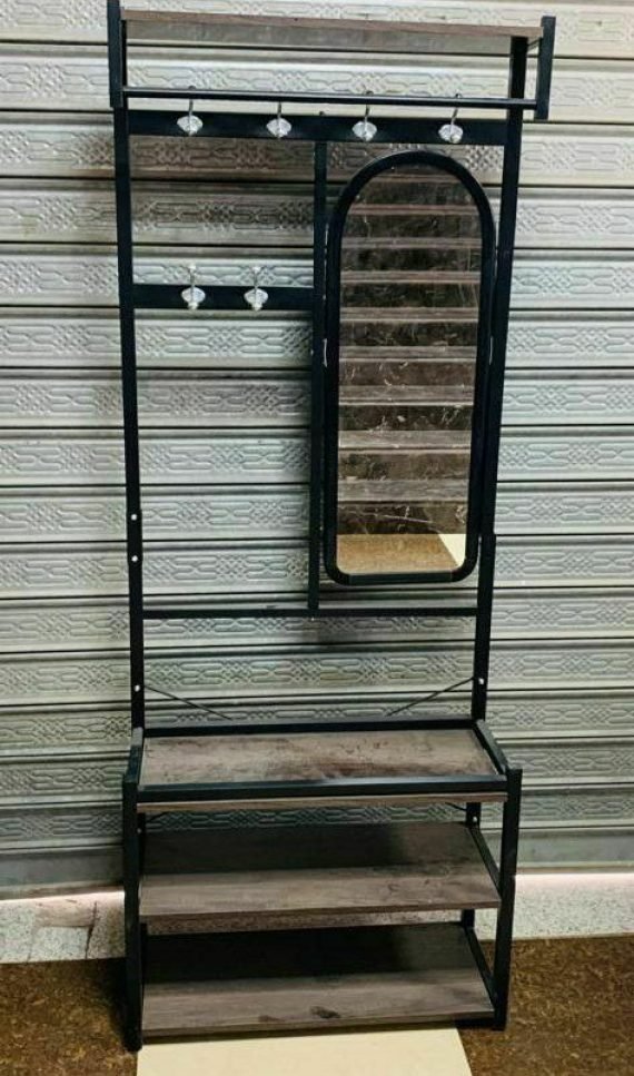 ستاند مرآة مع علاقة