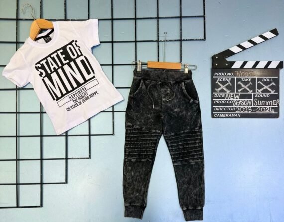 طقم ولادي بنطلون جينز وبلوزة أبيض