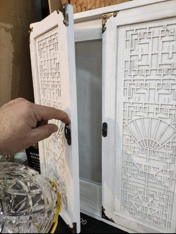 مرآة تعليق خشبية